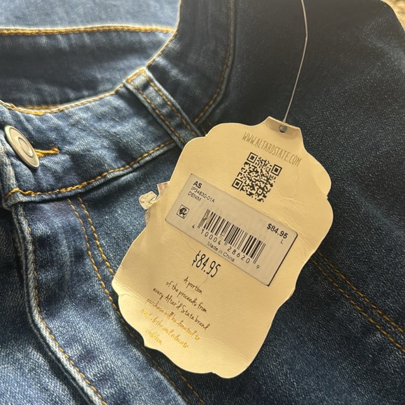 Altr’d State Flare High Waisted Jeans - Picture 6 of 6